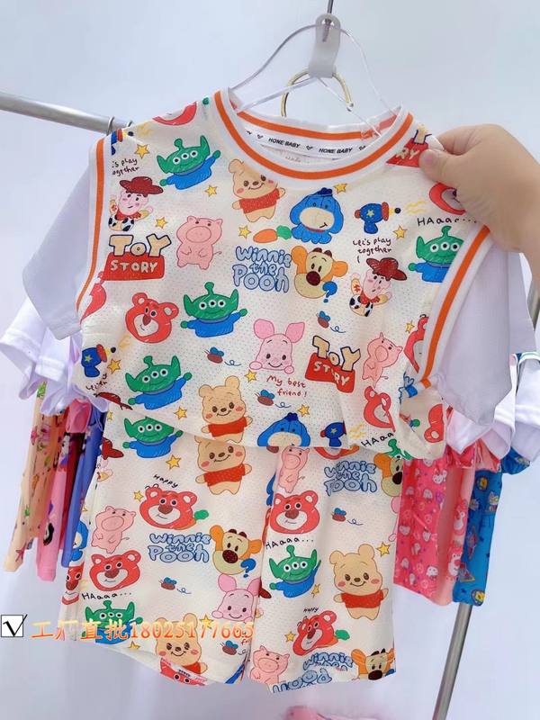 Baby Strawberry Bear Pink Print Set – Rs.1079 – Sheinn Pakistan