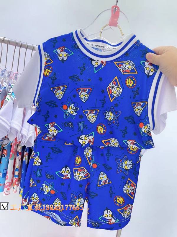 Baby Astronaut Space Print Set – Rs.1079 – Sheinn Pakistan