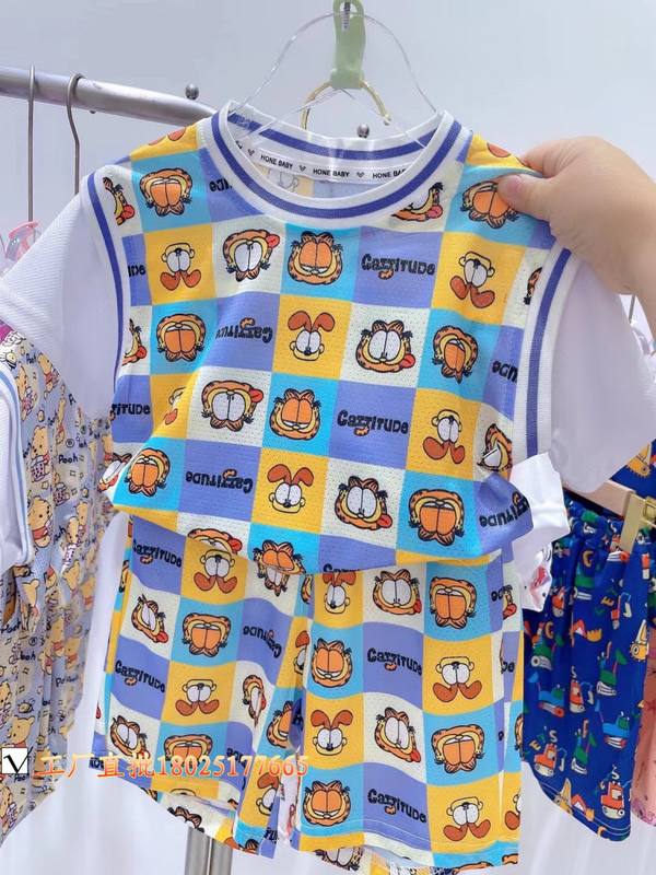 Baby Doraemon Multi Print Set – Rs.1079 – Sheinn Pakistan