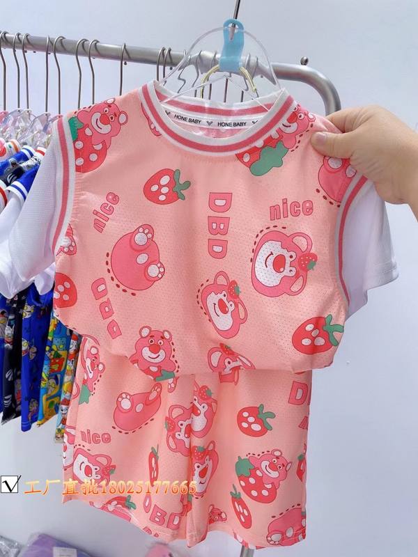 Baby Strawberry Allover Print Set – Rs.1079 – Sheinn Pakistan