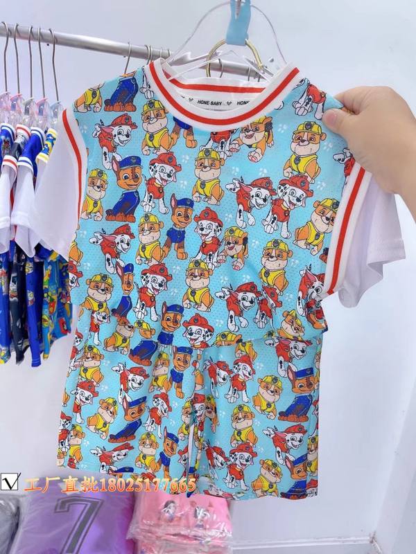 Baby Colourful Animal Print Set – Rs.1079 – Sheinn Pakistan