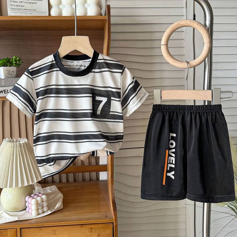 Boys Stripe Wide Leg Suit – Rs.1079 – Sheinn Pakistan