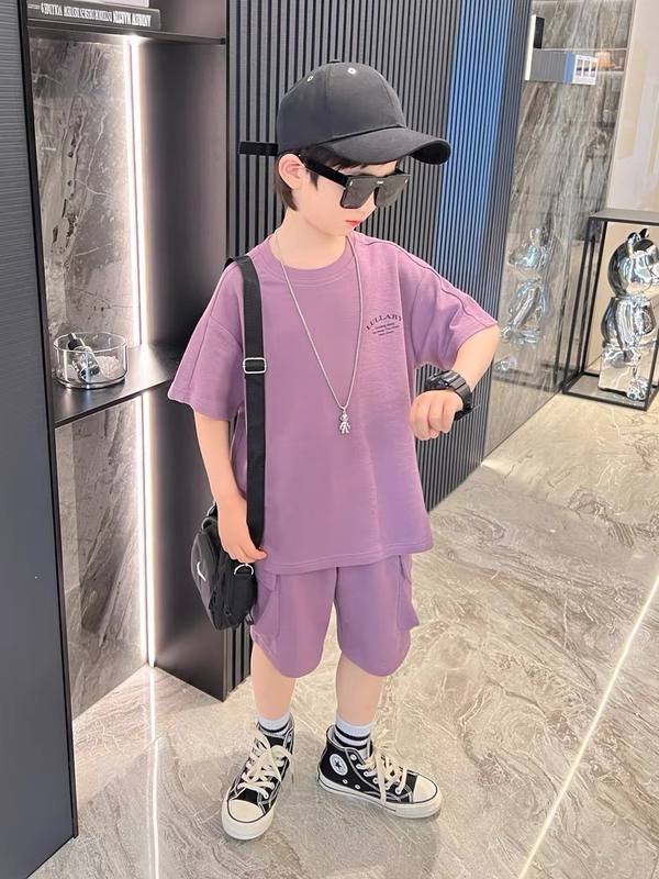 Boys Orange Gradient Oversize Suit – Rs.1079 – Sheinn Pakistan