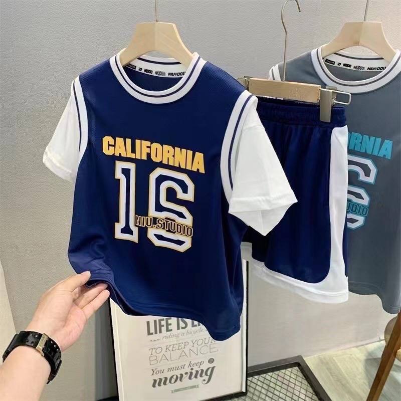 Boys Uneluo Number Print Suit – Rs.1079 – Sheinn Pakistan