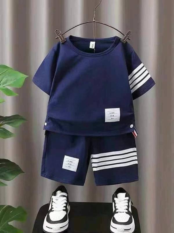 Boys Pnilaseg White Print Suit – Rs.1079 – Sheinn Pakistan