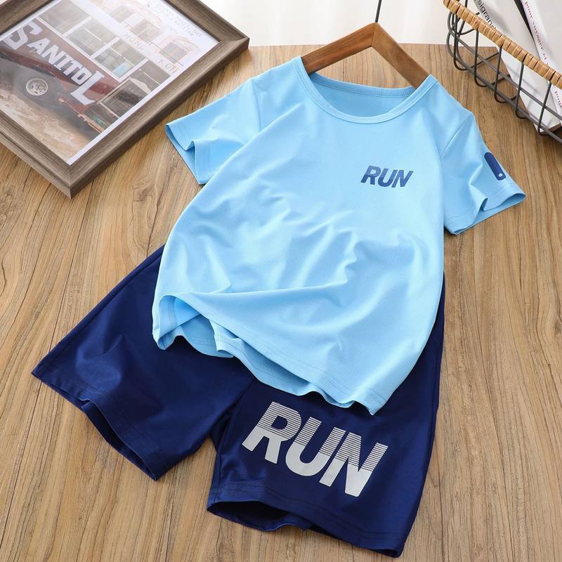 Boys RUN Letter Suit – Rs.1079 – Sheinn Pakistan